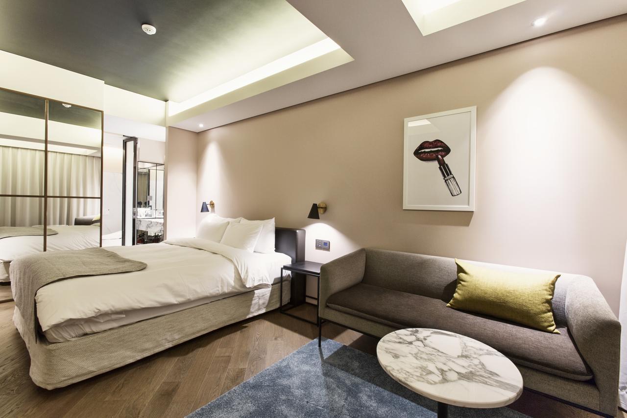 Gwangmyeong Js Boutique Hotel Экстерьер фото