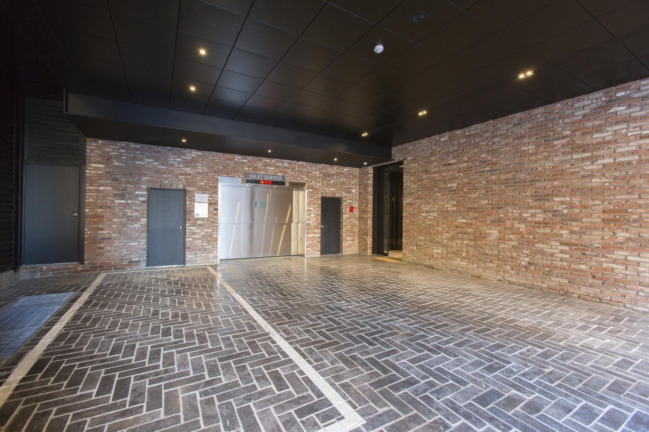 Gwangmyeong Js Boutique Hotel Экстерьер фото
