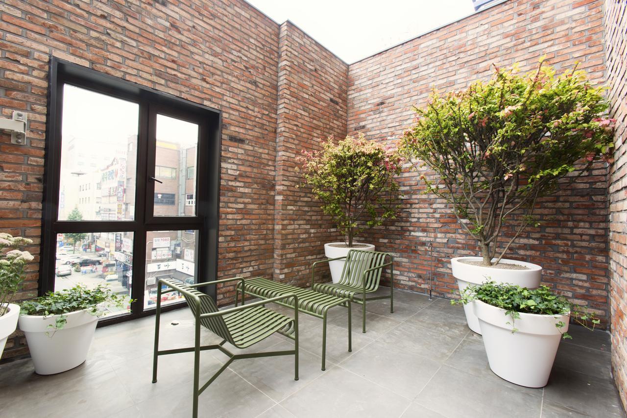 Gwangmyeong Js Boutique Hotel Экстерьер фото